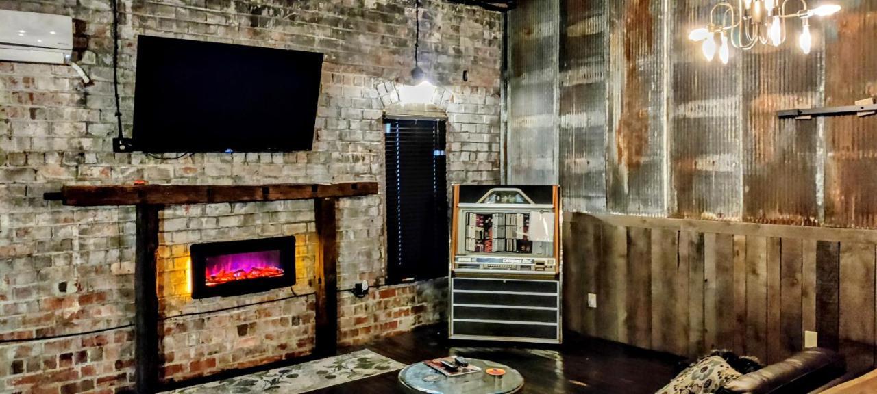 Hocking Hills Rusty Lofts Apartment Logan Ngoại thất bức ảnh