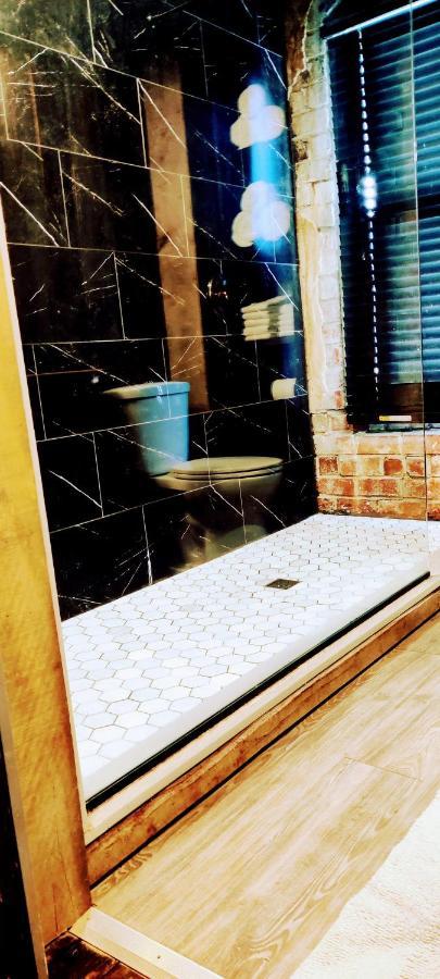 Hocking Hills Rusty Lofts Apartment Logan Ngoại thất bức ảnh