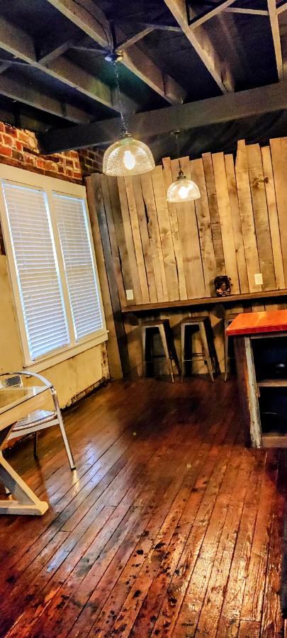 Hocking Hills Rusty Lofts Apartment Logan Ngoại thất bức ảnh